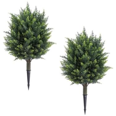 Imagem de Árvores artificiais de buxo artificial de cedro de 58 cm, buxo sintético resistente a UV com espiga no solo, perfeita para jardim interno e externo, varanda, porta da frente e decoração de casa