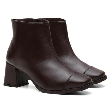 Imagem de Bota Feminina Couro Cano Curto Salto Grosso Bico Quadrado Zíper