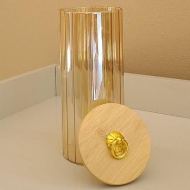 Imagem de Pote de Vidro âmbar Hermético com Tampa de Bambu e Argola Dourada Port