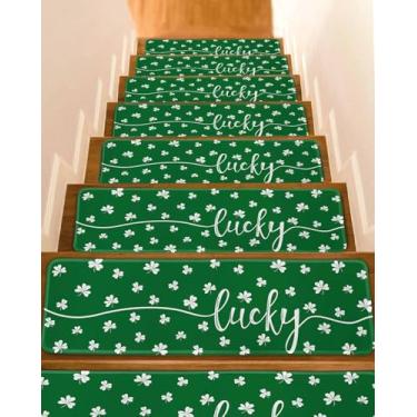 Imagem de Passos de escada 20,3 x 76,2 cm (15 peças), dia de São Patrício, folhas da sorte, corredores de escadas, tapete de escada, trevo branco em degrau verde antiderrapante para crianças, idosos, animais de