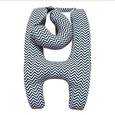 Imagem de Almofada em Formato H com Apoio para Pescoço – Infantil e Adulto – Para Dormir em Viagens e Descanso(Chevron marinho)