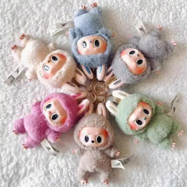 Imagem de Boneco Labubu Soft Pelúcia - Mascote Fofo Cores Variadas
