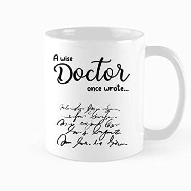 Imagem de Caneca de café engraçada de médico, caneca A Wise Doctor Once Wrote, caneca de médico, caneca de médico, aniversário de médico, Natal, homens e mulheres, caneca de chá novidade de 325 ml