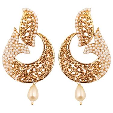 Imagem de Brincos lustre de joias de designer com motivo de peixe curvo de Bollywood indiano Touchstone para mulheres em tom dourado antigo.