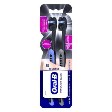 Imagem de Escova Oral B Indicator Black Sensitive - Embalagem com 2 Unidades