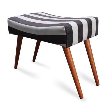 Imagem de Puff Cama Inbox Hamburgo Retangular Com Pés Em Madeira Maciça Tecido Suede