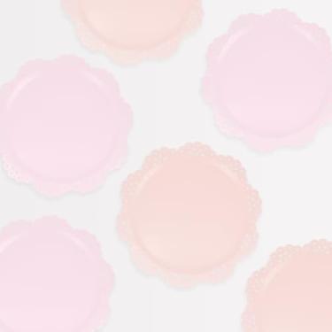 Imagem de Meri Meri Broderie Pratos de renda anglaise (pacote com 8), pratos descartáveis extravagantes para festa, pratos de papel em forma de doily de renda, disponíveis como pratos de jantar de papel e
