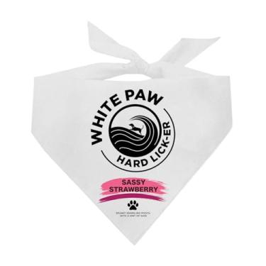 Imagem de Bandana de cachorro White Paw Hard Lick-er Sassy Strawberry Costume | Triângulo ajustável 100% algodão | Feito nos EUA | Halloween engraçado | Paródia de lata cintilante pontiaguda | Branco, tamanho