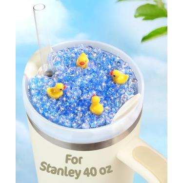 Imagem de Toykee Tampa de tampa para copo Stanley 1,275 g - Cubo de gelo rosa cereja bonito acessórios de decoração para copo, decoração de água com glitter para mulheres e meninas