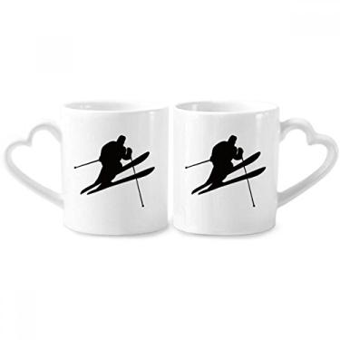 Imagem de Conjunto de canecas de porcelana para casais Esqui Inverno Esporte Preto Outline Conjunto de canecas de cerâmica para amantes de coração