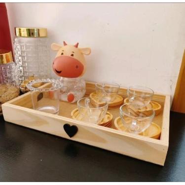 Imagem de Bandeja cesta de pinus café da manhã CORAÇÃO 35x25x5  - Leal arte