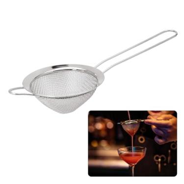 Imagem de Auvotuis Coador pequeno de malha fina, peneira de coquetel de aço inoxidável para coquetéis, chá, ervas, bebidas e café, peneira pequena com alça (prata)