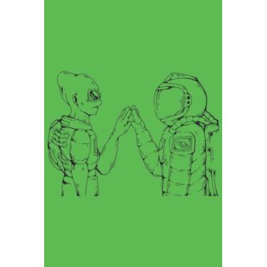 Imagem de Alien Notebook: Skirret Green Matte Finish Lined Journal, 120 Pages, 6 x 9, Gift For Thinkers, List Makers and Doers (Alien Journal)