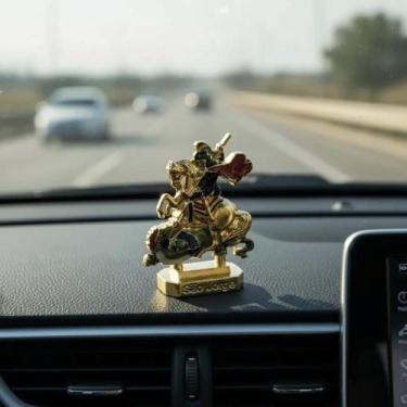 Imagem de Enfeite Painel São Jorge Metal Dourado Auto Colante 5 cm - Loja Mãe Ap