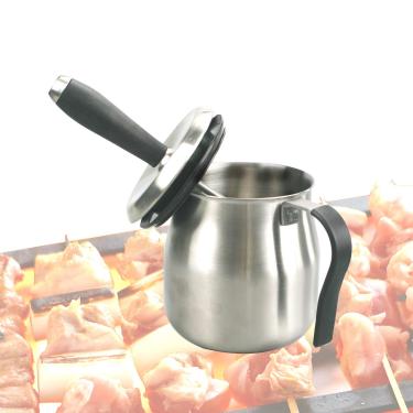 Imagem de Qidea – Vaso de molho para churrasco com escova de bastão – Pote de molho para churrasco de aço inoxidável com escova de silicone, 946 ml