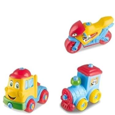 Imagem de Conjunto infantil de brinquedos, veiculos motorizados coloridos, incluindo trem, caminhao, e varios, pequeno.