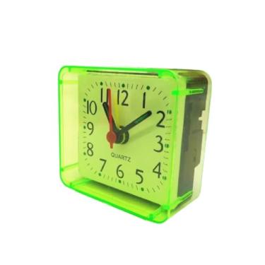 Imagem de Despertadores compactos verdes – Design elegante de 6 x 3 x 5,8 cm com ponteiros de plástico, armação ABS e lente de alta transparência