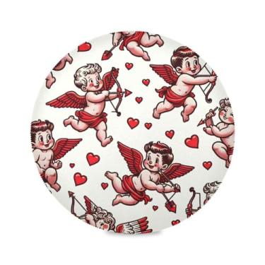 Imagem de Qilmy Jogo americano redondo de Dia dos Namorados Cupidos Love Conjunto de 4, tapetes de mesa de jantar laváveis antiderrapantes e resistentes ao calor, tapete decorativo para cozinha, casa, festa de