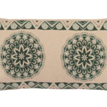 Imagem de Almofada Decorativa Turin Retangular Com Refil 58% Algodão / 42% Poliéster - Mandala Verde