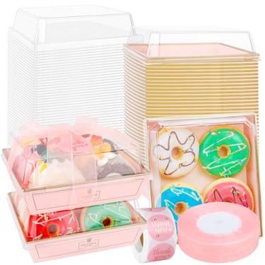 Imagem de ylnurac 60 Conjuntos de Caixas de Sobremesa, Caixas de Charcutaria com Tampas Transparentes, Recipientes de Comida para Viagem de 5", para Sanduíche, Fatias de Bolo, Morangos, Biscoitos, Macaron, Donu