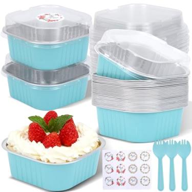Imagem de ylnurac Pacote com 50 mini formas de bolo de 283 g com tampas, copos quadrados de folha de alumínio para brownie, forma de cupcake grande descartável de 10 x 10 cm, suportes de ramequins de estanho de
