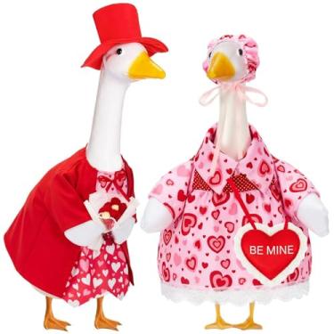 Imagem de Bafeil Conjunto de 2 roupas de ganso de varanda para dia dos namorados para estátuas de ganso de gramado de cimento/plástico de 58 cm - Be Mine Love, roupas, chapéus e fantasias para decoração de