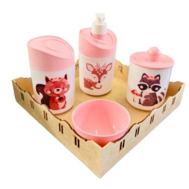 Imagem de Kit Higiene Bebê Floresta Encantada II Menina c/bandeja em MDF - Dóia 