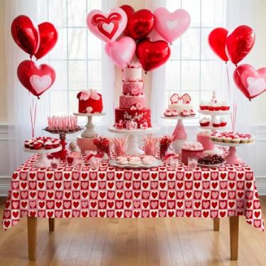 Imagem de Oudain Toalha de mesa de plástico descartável para dia dos namorados, 3 peças, toalha de mesa grande de 137 x 272 cm, decoração de festa de coração rosa, presente de aniversário de casamento