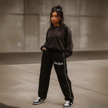 Imagem de Calça Reta Larga Feminina Preta Tactel Estampa New York - Tecnossport,