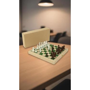 Imagem de Jogo de Xadrez em Madeira Reflorestada 27x27cm - Congratulations Store
