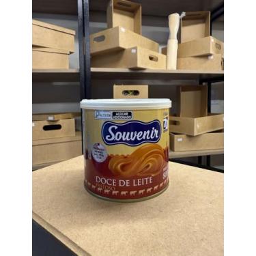 Imagem de Doce de Leite Souvenir 800g Pastoso Cremoso e Premiado na Minas Láctea 2022 Sem Glúten Lata Lacrada com Alta Durabilidade Ideal para Recheios Bolos Pães Frutas Sobremesas Qualidade de Minas
