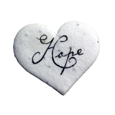 Imagem de Of The Earth Papel feito à mão - Papel de semente de flores silvestres pequenas etiquetas de coração - variações de caligrafia - 4,4 cm x 3,8 cm - conjunto de 50 (esperança)