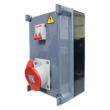 Imagem de Quadro Sobrepor C/ Disj. Bip. SD C32A + 1 Tomada Ind. N3249 IP-40 Cód. S310114 - Steck