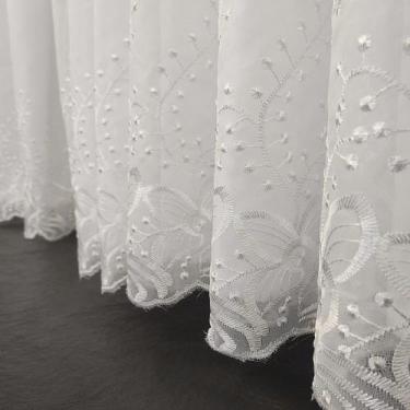 Imagem de Cortina Bordado Branca Com Forro Microfibra P/ Varão E Ilhóses 4,00x2,