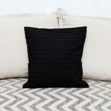 Imagem de Capa De Almofada Drapeada De Algodão Preta45Cmx45Cm
