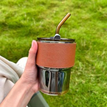 Imagem de Copos de vidro de 400 ml com tampas e canudos, xícaras de café gelado com couro marrom, copo de vidro canelado para café, smoothie, coquetel, gelo, chá, âmbar