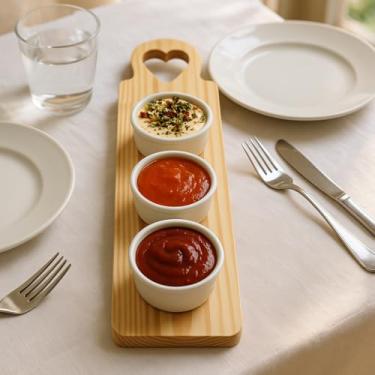 Imagem de Kit para Molhos com Trio de Ramequim Branco de Porcelana com Tábua de Madeira Pinus