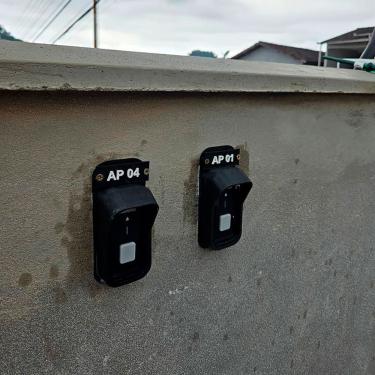 Imagem de Acessório para Campainha CIB 101 Antifurto e Prova de Chuva Proteção Contra Vandalismo Branco Intelbras