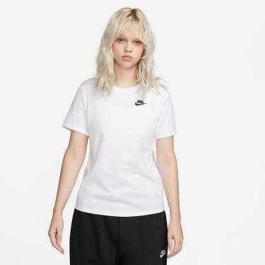 Imagem de Camiseta Nike Sportswear Club Essentials Feminina-Feminino