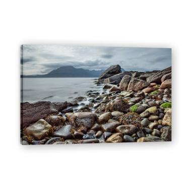 Imagem de Impressão em tela Smooth Stone Photorealistic Mountain Lake – Arte de parede de natureza serena para decoração de casa emoldurada 11,20 x 45 cm