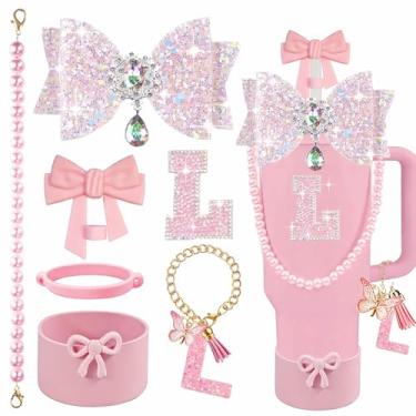 Imagem de Conjunto de 7 peças de acessórios de berloques de letra do dia dos namorados para Stanley Cup, top de palha de laço rosa, bota de silicone, alça de alça, chaveiro de pérola, alça de alça de pérola