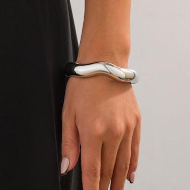 Imagem de Pulseira feminina prateada maxi bracelete semijoia de luxo - VRACESSÓR