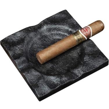 Imagem de Cinzeiro de granito preto premium - Cinzeiro de charuto de pedra natural, cinzeiro quadrado resistente para uso interno e externo, acessório de fumo com acabamento antigo de luxo 13 cm x 13 cm x 2 cm