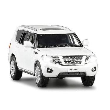 Imagem de Carro de liga fundida modelo Nissan Patrol Y62 V8 SUV em escala 1:32 -