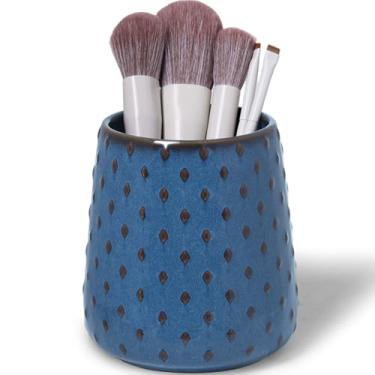 Imagem de QUXIJA Porta-pincéis de maquiagem de cerâmica, penteadeira e bancada de banheiro de fazenda, copo de pincéis para cosméticos de banheiro, batons, armazenamento de mesa (azul vintage)