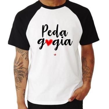 Imagem de Camiseta Raglan Pedagogia por amor - Foca na Moda, Branco, Preto, GG