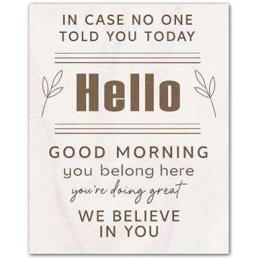 Imagem de ZUKIY You Belong Here Today - Pôster motivacional para sala de aula 20 x 25 cm - Impressão colorida sem moldura para o corredor do escritório da escola ou sala do conselheiro - Decoração de professor