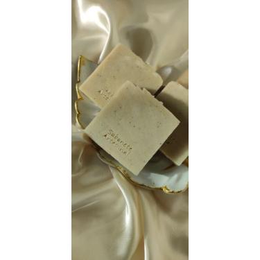 Imagem de Sabonete em Barra Artesanal de Argila Branca e Arroz - Flor E Aroma Sa