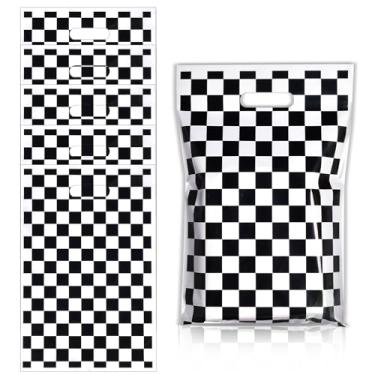 Imagem de Hmxpls 50 peças de sacolas de plástico xadrez, sacolas de presente de festa com tema de carro de corrida para decoração de festa de aniversário