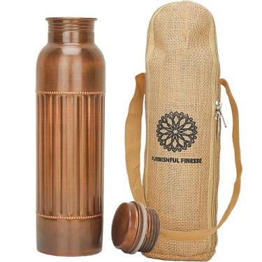 Imagem de FURNISHFUL FINESSE Garrafa de água de cobre antiga para beber recipiente de cobre de 946 ml com bolsa de transporte de lona, garrafa ayurvédica grande para academia, ioga, escritório, caminhadas -